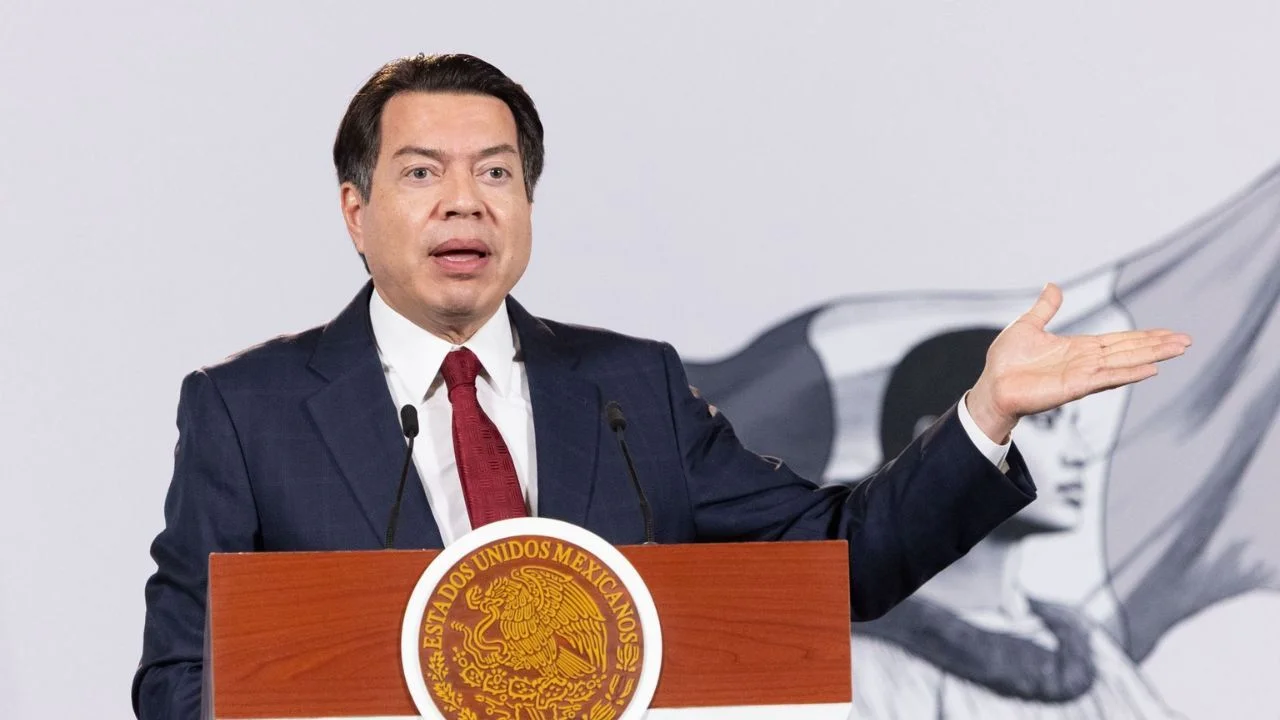 México regulará uso de celulares en escuelas desde noviembre 2026