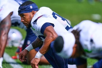 TreVeyon Henderson regresa con Patriots para enfrentar a Steelers