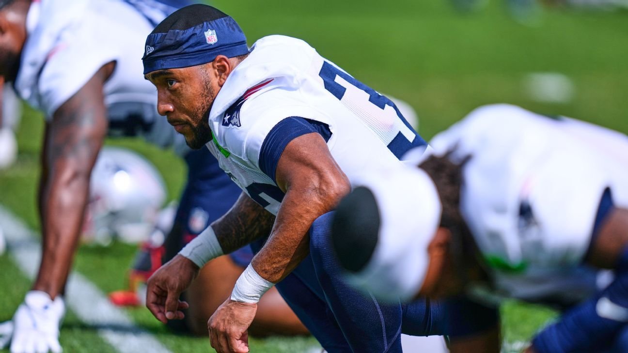 TreVeyon Henderson regresa con Patriots para enfrentar a Steelers