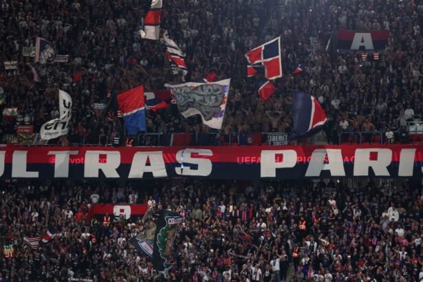 Ultras del PSG recurren prohibición de viaje para clásico en Marsella