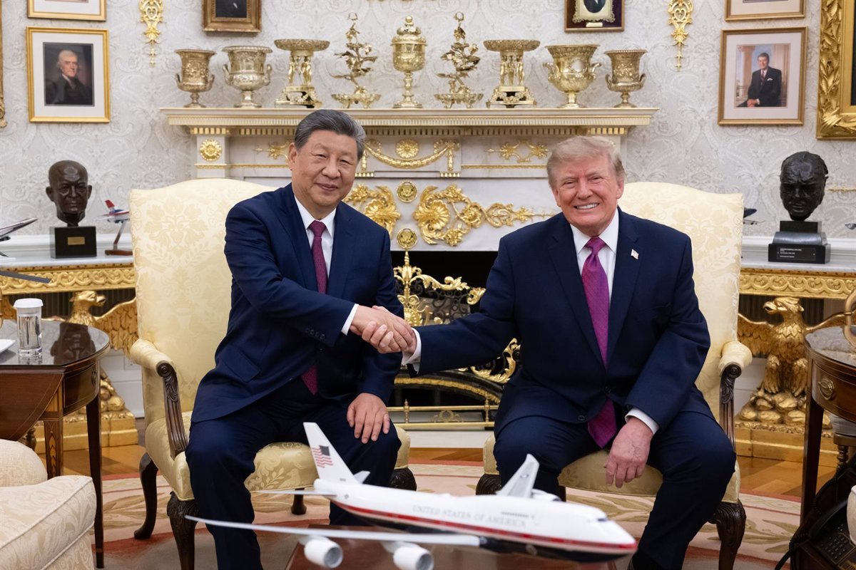 Trump y Xi abordan inteligencia artificial y tregua comercial en Washington