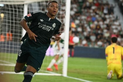Atlético y Real Madrid disputan derbi clave por LaLiga