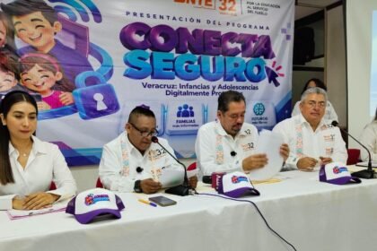 SNTE presenta Conecta Seguro para proteger a menores en internet